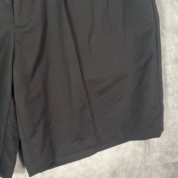 NWT New Perry Ellis Portfolio Soft Black Pleated Shorts w/Pockets Size 38 - Picture 3 of 9